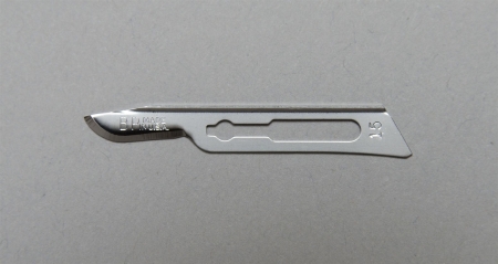 Blade Surgical Bard-Parker® SafetyLock™ Rib-Back® Carbon Steel No. 15 Sterile Disposable Individually Wrapped (50/BX 3BX/CS) by Aspen Surgical  ID 371153